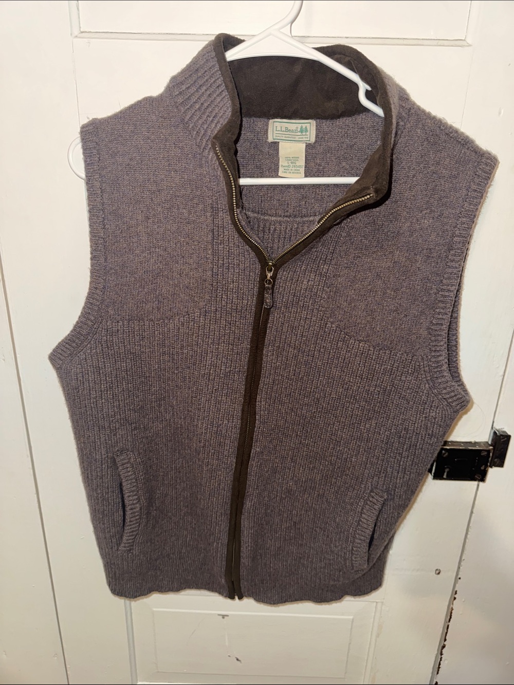 L.L. Bean Men's Gray Knit Zip-Up Vest with Brown Trim VTG L 100 Lamb Wool